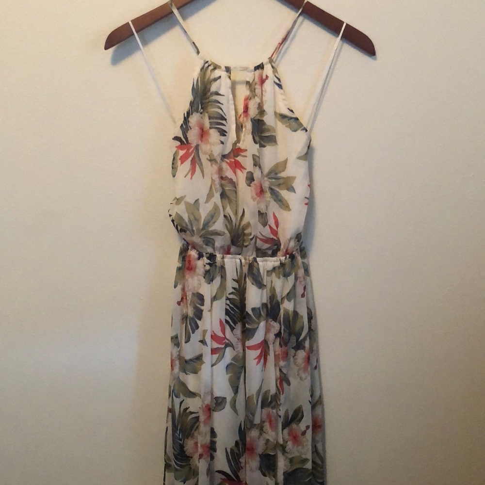 Small Hollister maxi dress